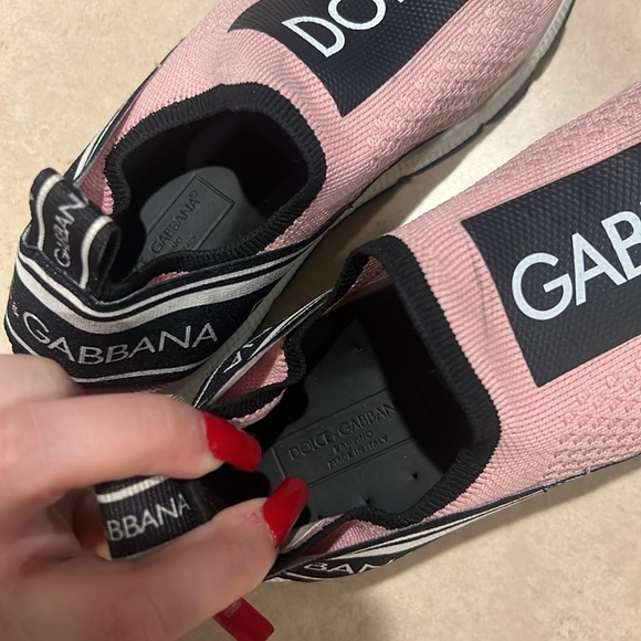 Girls dolce & gabbana pink sneakers 💓 - Picture 4 of 4